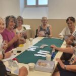 À Nice, les pauses fraîcheur pour seniors offrent un espace climatisé et social.