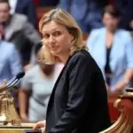 Yaël Braun-Pivet confrontée aux critiques sur le nouveau pavillon d&rsquo;accueil de l&rsquo;Assemblée nationale