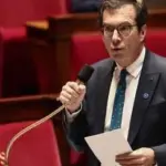Jean-Pierre Farandou évoque ses débuts en politique et ses échanges directs à la SNCF.