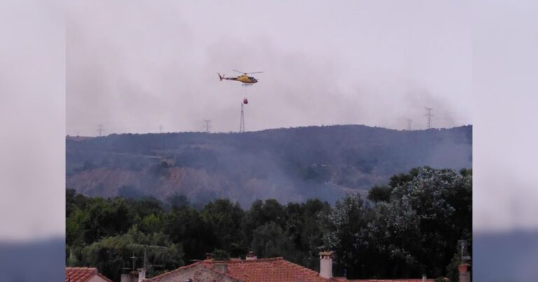 Incendie à Pertuis : plus d’un hectare de broussailles détruit par le feu.