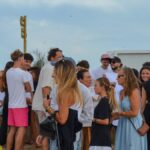 Soutien à deux clubs de plage fermés à Leucate : rassemblement de près de 100 personnes