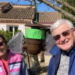 Mobilisation citoyenne à Bram : 41 reines de frelons asiatiques capturées grâce à des pièges.