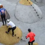 Le parkour gériatrique à Singapour réduit les risques de chutes chez les personnes âgées.