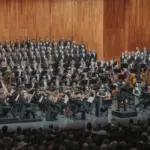 Symphonie n°2 de Mahler interprétée par l’Orchestre philharmonique de Vienne à Salzbourg.