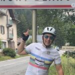 Titouan, sapeur-pompier volontaire, parcourt 600 km à vélo pour soutenir la lutte contre le cancer.