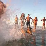 L’IA propose des recommandations pour optimiser les vacances entre amis en France.
