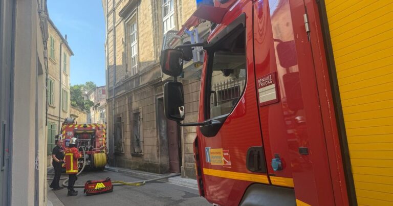 Incendie dans un immeuble à Avignon, évacuation de touristes en cours
