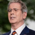 Les taux obligataires américains augmentent, entraînant des inquiétudes sur la dette nationale.