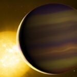 Une géante gazeuse découverte par des astronomes révèle des caractéristiques inattendues.