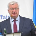 Ukraine : le ministre des Affaires étrangères appelle à intensifier la pression sur la Russie après le rapport de l’ONU.