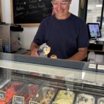 Des glaciers du Gard proposent des parfums de terroir avec rosé de Tavel et fougasse.