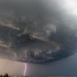 Orages forts : grêle et pluie intense touchent plusieurs régions à risque lundi.