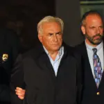 Élection 2012 : La chute de DSK en mai 2011 favorise la candidature de Hollande.
