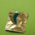 Préservatifs non conformes : les autorités sanitaires alertent sur des risques pour la santé.