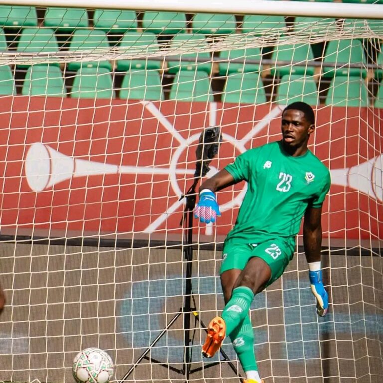 Loyce Mbaba remporte la FUFA Super Coupe avec Vipers SC en Ouganda