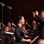 Festival de La Chaise-Dieu : création mondiale d&rsquo;une œuvre d&rsquo;Éric Montalbetti sous la direction d&rsquo;Andris Poga.