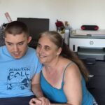 Rentrée scolaire : Enzo, moins accompagné, rencontre des difficultés d&rsquo;adaptation.