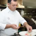 Ivan Vautier, chef étoilé à Caen, met fin à son activité après plusieurs années.