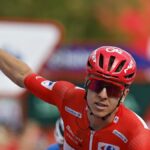Tadej Pogacar abandonne le Tour d&rsquo;Espagne après une chute entraînant des blessures graves