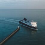 Ferry chaviré en Méditerranée : une centaine de passagers secourus, au moins sept morts.