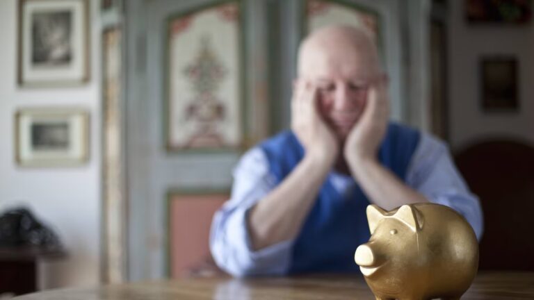 AVS : Les Suisses estiment leur future rente supérieure à la réalité.