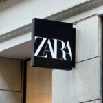 Zara lance des sandales à talons confortables, concurrençant les Birkenstock cet été.