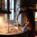 Moulin en Dordogne célèbre sept générations d&rsquo;artisanat local lors d&rsquo;une journée dédiée.