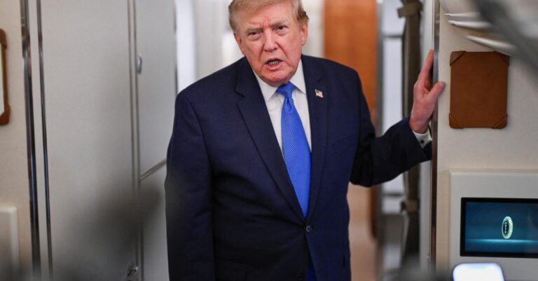 Iran dément les négociations avec les États-Unis, affirme dialoguer avec Oman.