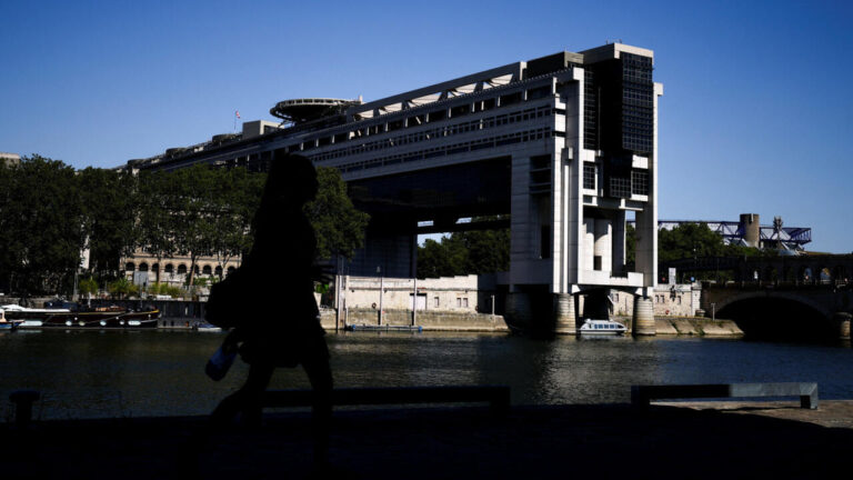 Un acteur malveillant a piraté le fisc, affectant près de 680 000 contribuables.