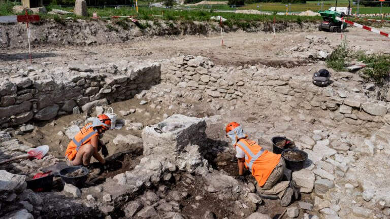 Des squelettes de soldats découverts sur le chantier de l’A9 en Valais