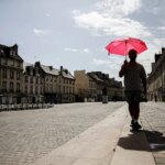 Canicule : 75 départements en vigilance orange, un nouveau feu déclaré dans le Sud-Ouest