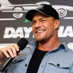 Alan Ritchson se distancie de son image liée au camp MAGA dans « Reacher » sur Prime Video.