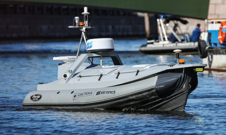 La Roumanie abat un drone naval près d’un site gazier en mer Noire.