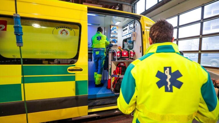 Une femme gravement blessée dans un accident sur la Côte, enquête en cours.