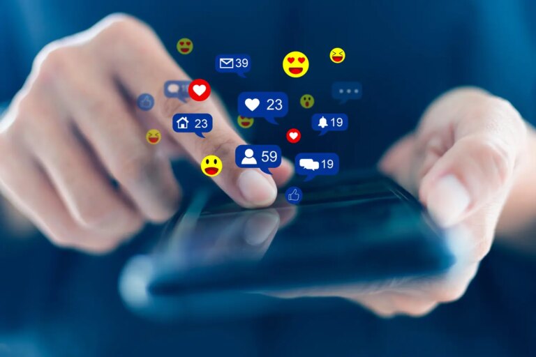 Disney et TikTok s’associent pour autoriser l’utilisation d’extraits de films et séries.