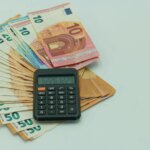 Roland Lescure évoque un gel partiel des retraites pour le budget 2027.