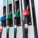 Le gouvernement français envisage de prolonger les aides sectorielles pour les carburants.