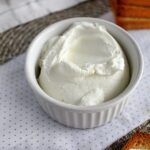 Recette de fromage frais : méthode simple pour un produit laitier fait maison