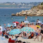 Plage : comportements des Français, Espagnols, Britanniques, Italiens et Allemands analysés.