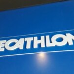 Decathlon lance une veste moulante pour l’automne dans un coloris tendance.