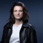 Eugénie Bastié, figure médiatique française, navigue entre débats politiques et culturels.