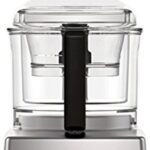 Magimix 3L CS 4200 XL : un robot culinaire multifonction pour les foyers modernes.