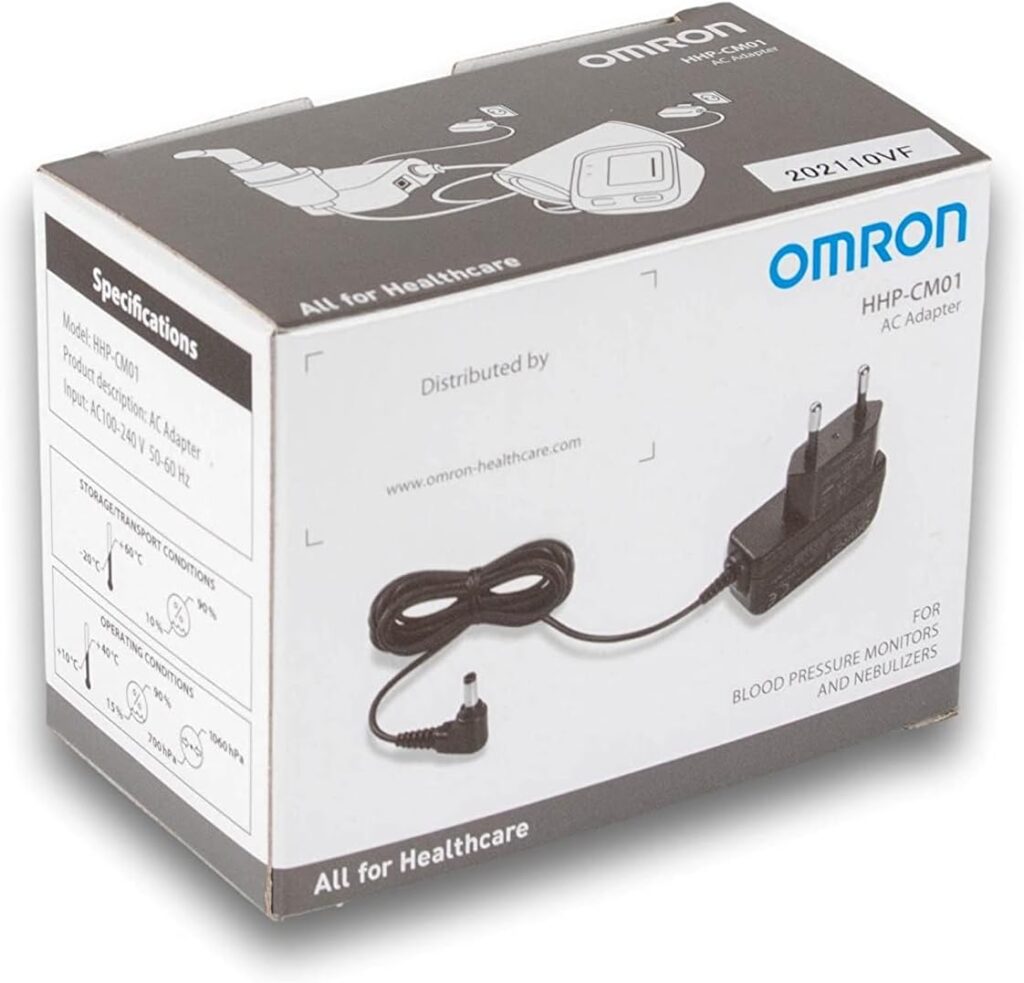 OMRON présente l’adaptateur secteur universel HHP-CM01 pour appareils électroniques.
