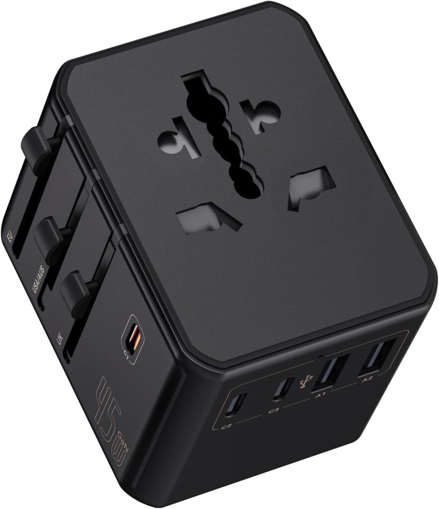 Adaptateur de voyage Auxmir avec 3 USB-C et 2 USB-A pour plus de 200 destinations internationales