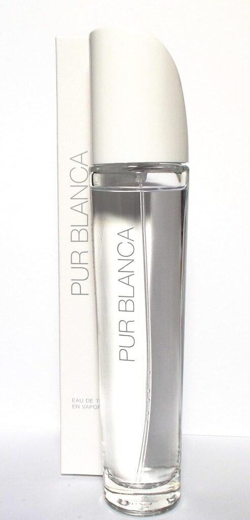AVON lance le spray parfumé Pur Blanca 50 ml sur le marché international.