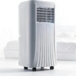 Climatiseur mobile 12000 BTU : efficacité énergétique et contrôle à distance inclus.