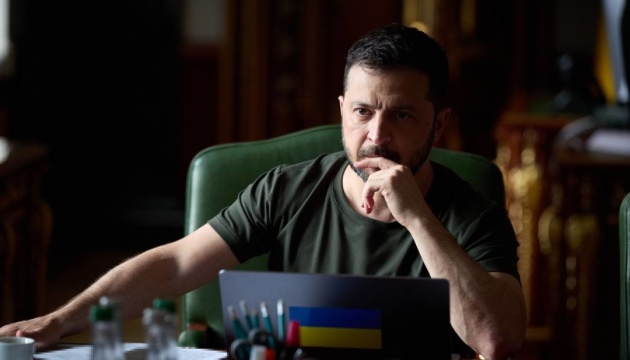 Zelensky préside une réunion de l’état-major sur la diversification des routes d’exportation.