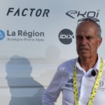 Comment les cyclistes établissent leur position dans le peloton lors de la première étape