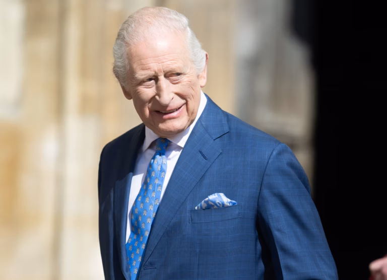 Londres : la parade d’anniversaire du roi honore les victimes du crash d’Air India