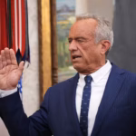 Robert Kennedy Jr, ministre de la Santé américain, congédie des experts d&rsquo;un panel sur les vaccins.